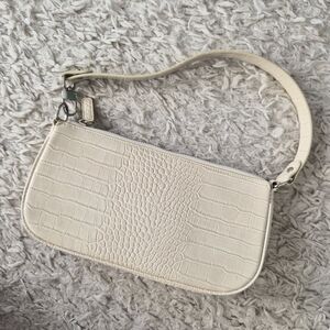 Cream Crocodile Embossed Faux Leather Baguette Bag – Y2K Minimalist Chic